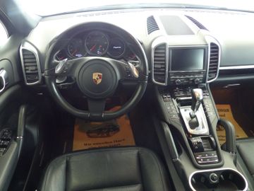 Porsche Cayenne - 11