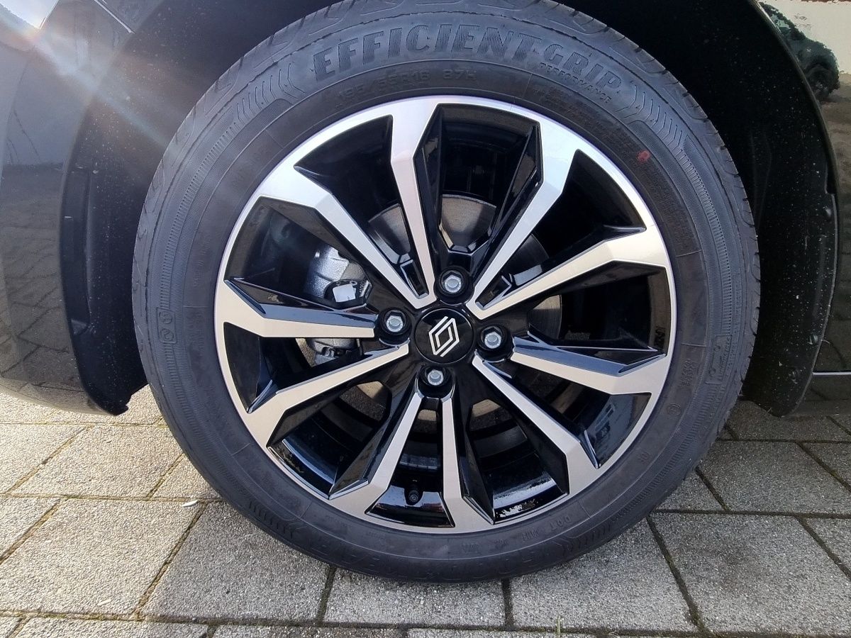 Fahrzeugabbildung Renault Clio KISS TCe 90