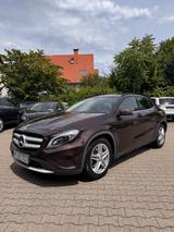 Mercedes-Benz GLA 250 4MATIC - gebrauchte Mercedes-Benz GLA 250 aus dem Jahr 2014