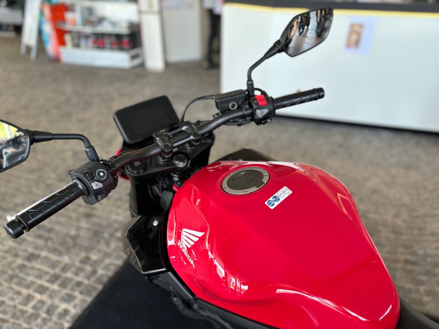 Fahrzeugabbildung Honda CB 500 Hornet 2025