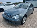 Mercedes-Benz C 220 C T-Modell C 220 CDI - Mercedes-Benz C 220 aus 2006: Cdi