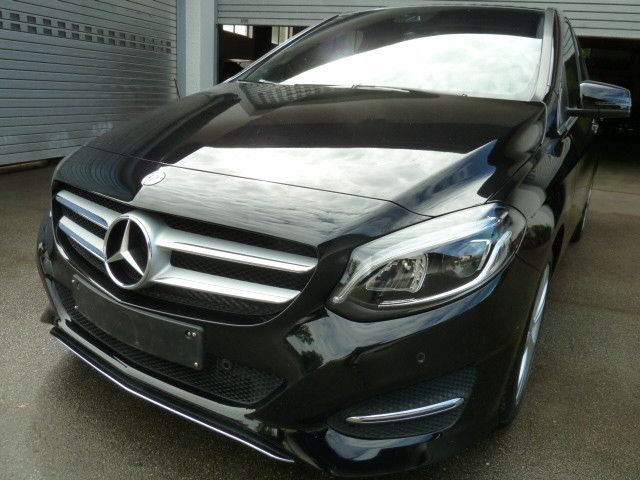Image of Mercedes-Benz B 200