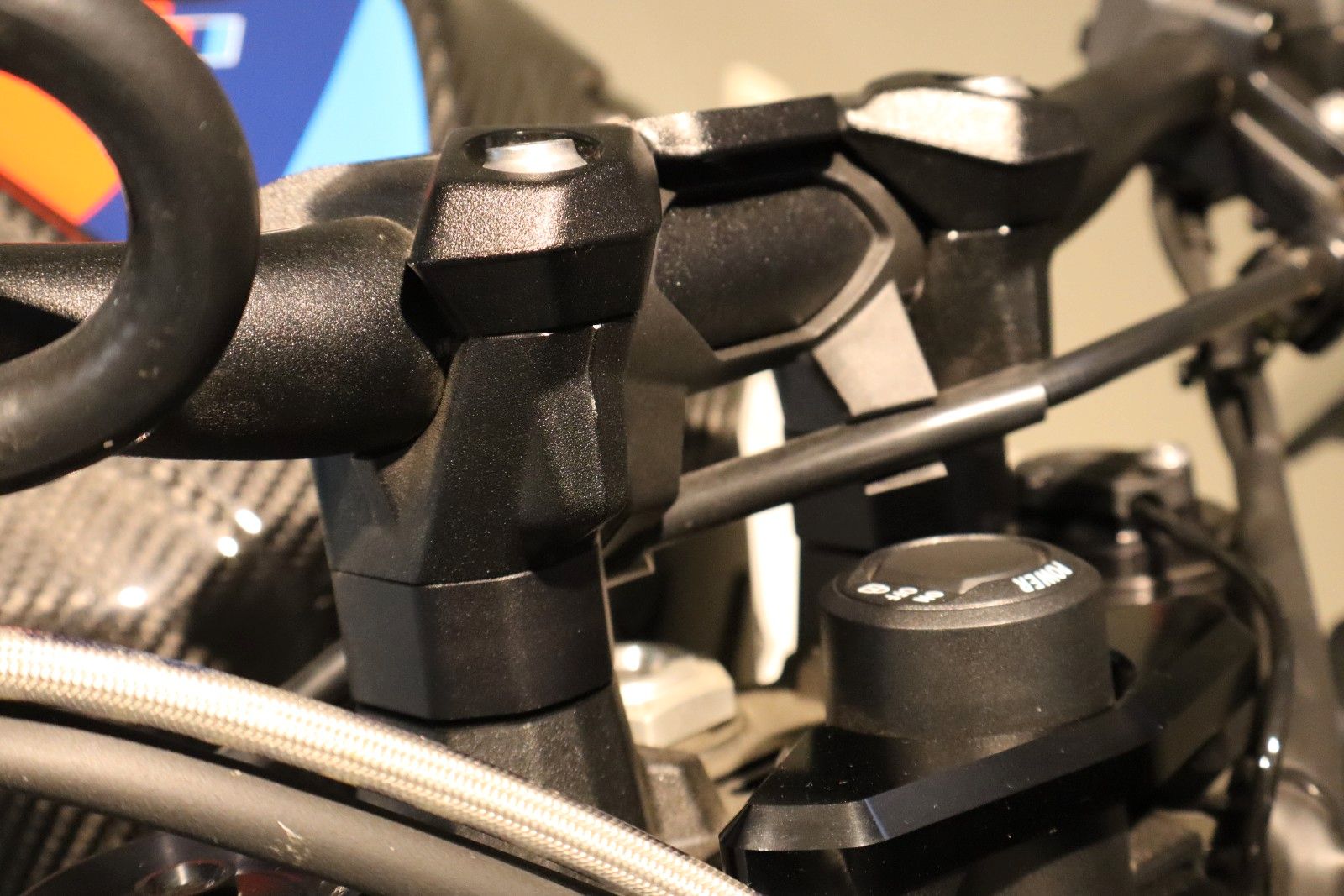 Fahrzeugabbildung BMW M1000R Competition