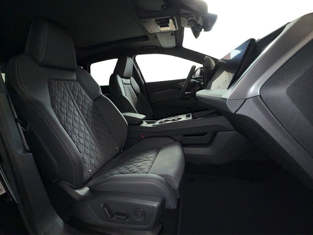 Audi Q4 - Bild 12