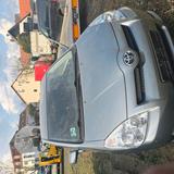 Toyota Herr Isahak Abdullahi Awais - Toyota Carina von privat