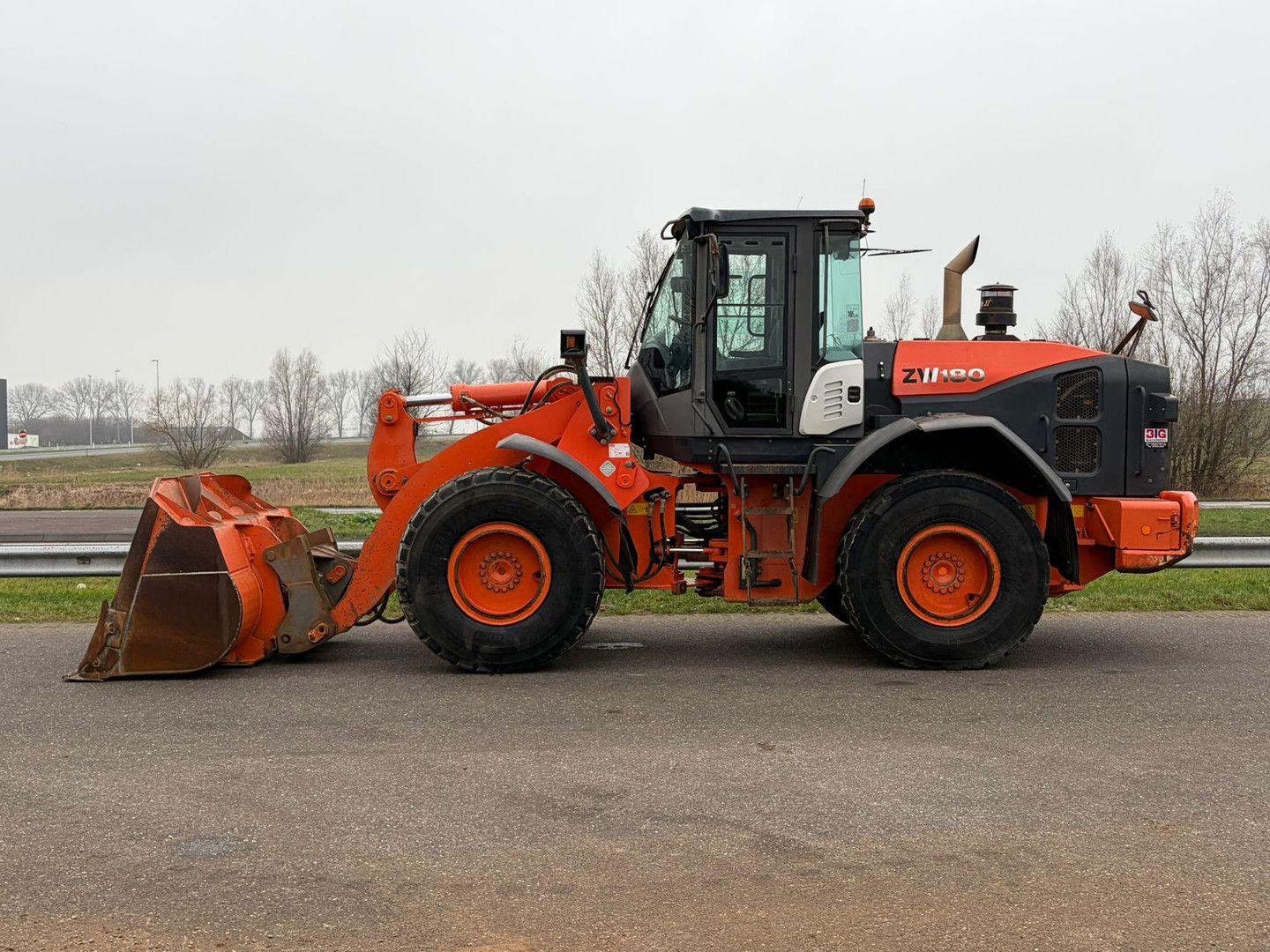 Hitachi ZW180-5B-TPDX