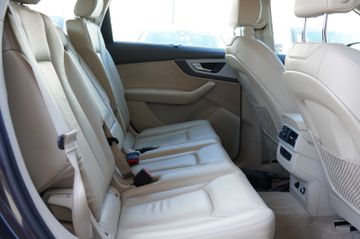 Audi Q7 - 9