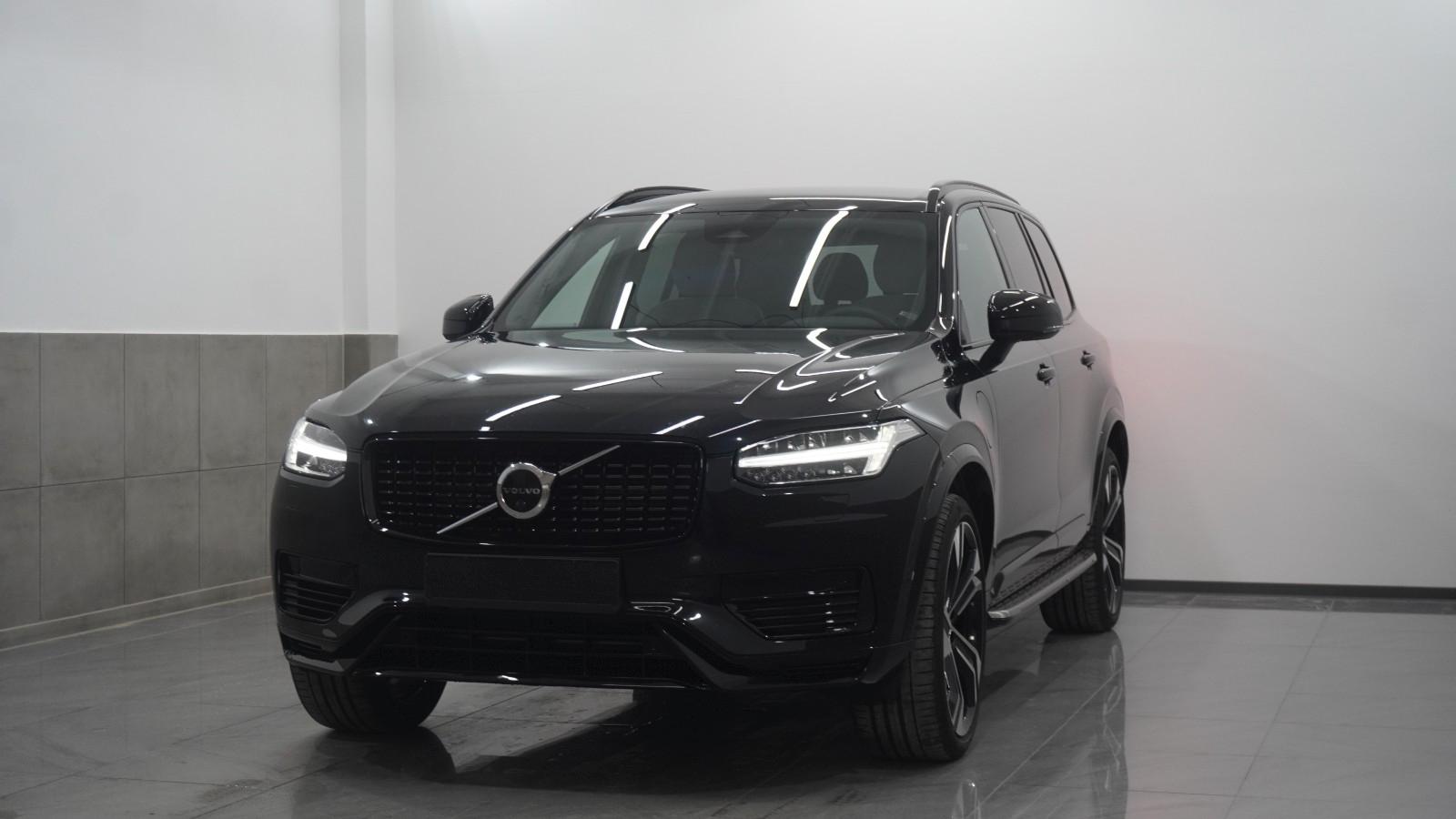 Volvo XC90 T8 Plus Dark Hyb. FourC/AHK/360°/22"/BLISS