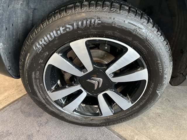 Citroën C3 Aircross Shine *NAVI*TEMPOMAT*KLIMA*