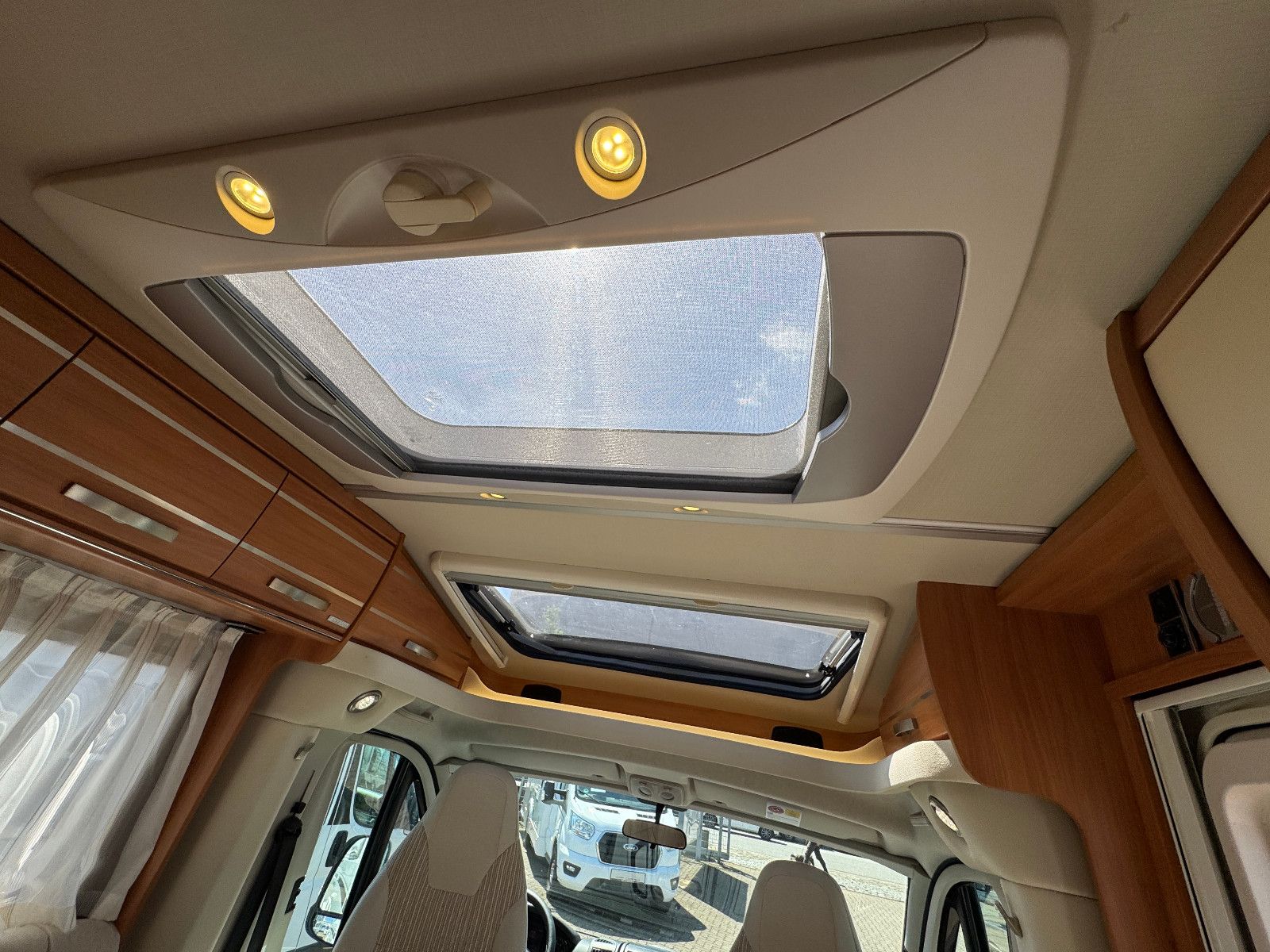 Fahrzeugabbildung HYMER / ERIBA / HYMERCAR EXSIS-T 474 EB FIAT DUCATO 1.HAND SAT TV MARKISE