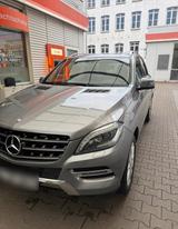 Mercedes-Benz ML 350 BlueTEC 4MATIC - - Mercedes-Benz ML 350 in Köln