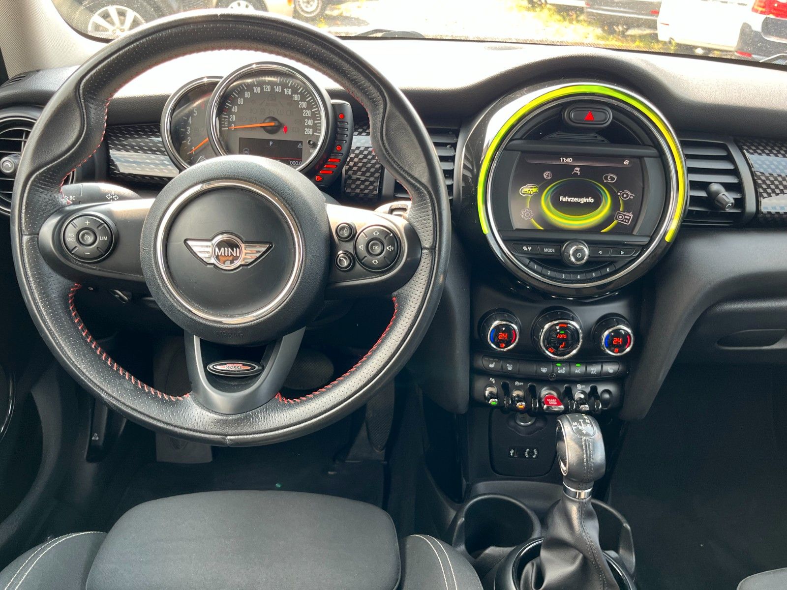 Fahrzeugabbildung MINI Cooper SD Aut. JCW Lenkrad PDC Kamera SPORTSITZE