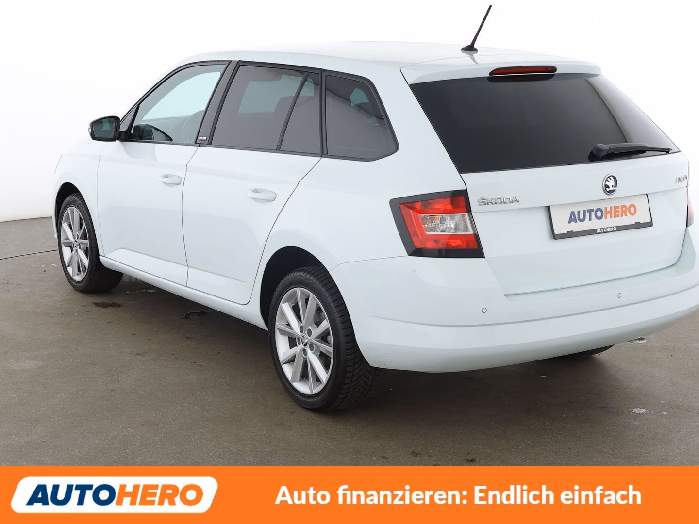 Skoda Fabia 1.2 TSI Joy Aut.*TEMPO*PDC*SHZ*ALU*KLIMA*