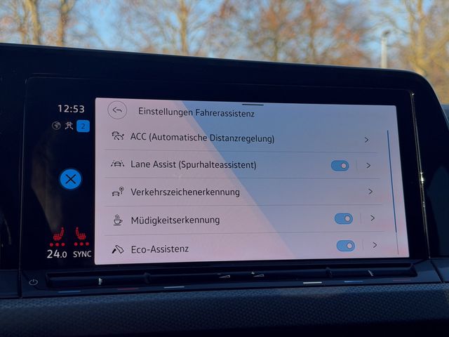 Golf VIII Active 2.0 TDI DSG SHZ NAVI ACC LED