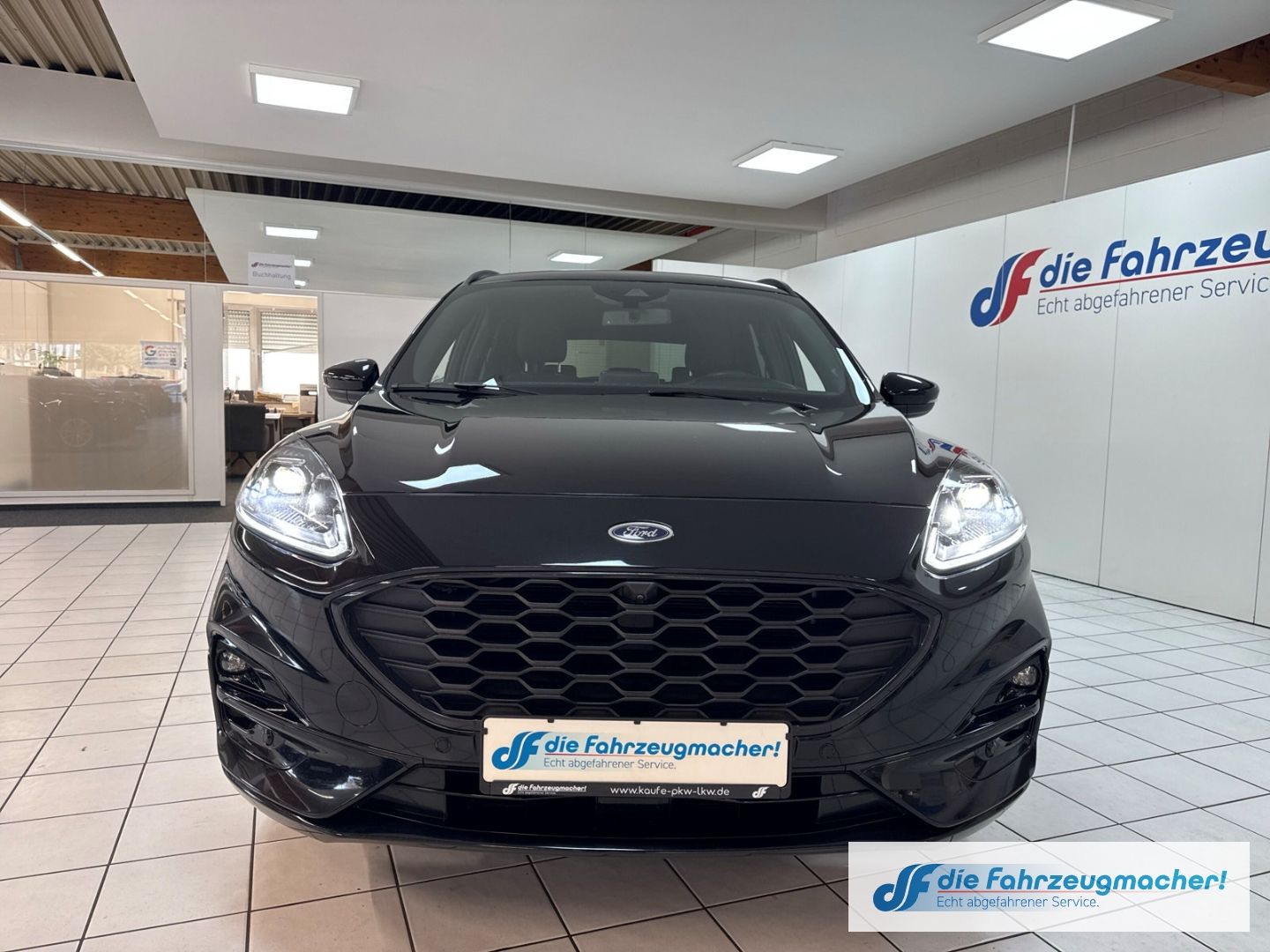 Fahrzeugabbildung Ford Kuga ST-Line HUD Navi Digitales Cockpit LED Blen