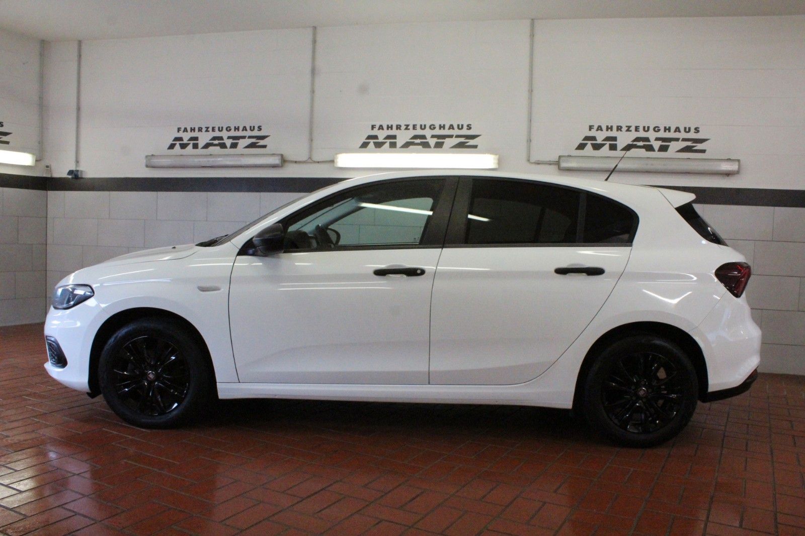 Fahrzeugabbildung Fiat Tipo 1.4   16V Street*5 Türer