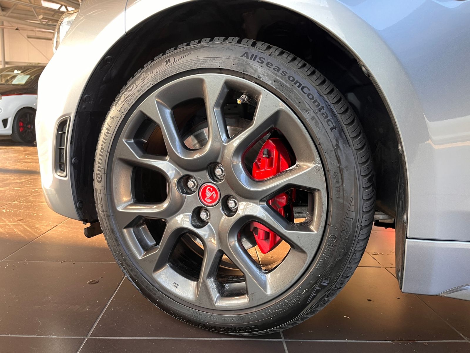 Fahrzeugabbildung Abarth 124 Spider  BOSE LEDER ALU