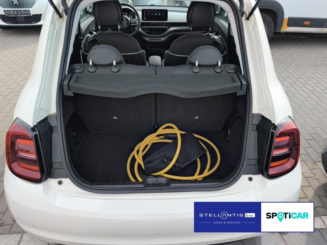 Fiat 500e Base 42 kWh