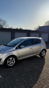 Opel Corsa D Satellite 74kW Automatik Edition - Opel Corsa: Satellite
