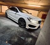 Mercedes-Benz Mercedes CLA 200 Weiß AMG Line *TOP* - Mercedes-Benz CLA 200 in Oberhausen