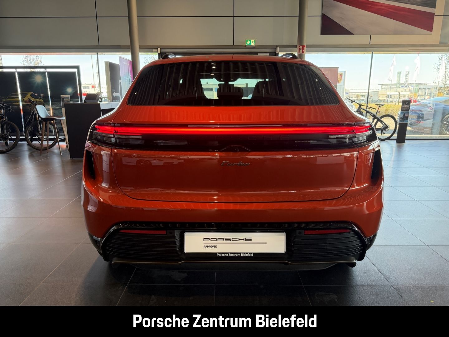 Porsche Macan Turbo HA-Lenkung InnoDrive Surround-View foto 5