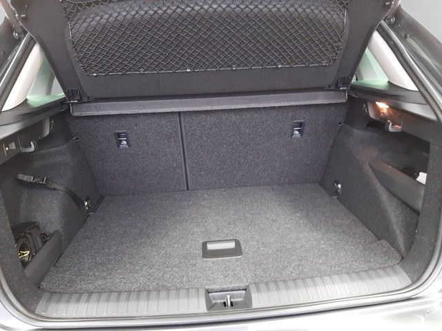 Fahrzeugabbildung Skoda Kamiq Tour 1.0TSI DSG AHK Matrix Kamera Navi ACC