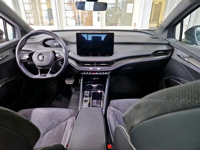 Fahrzeugabbildung Skoda Enyaq 60 Sportline Wärmepumpe PANO Matrix AHK