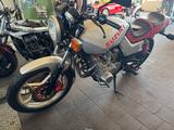 Suzuki KATANA 550 - SUZUKI KATANA