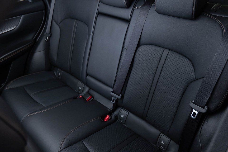 Fahrzeugabbildung Mazda CX-60 3.3d 254PS HOMURA P-GSD DA-P CON-P PRE-COM