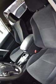 Toyota Land Cruiser - 11