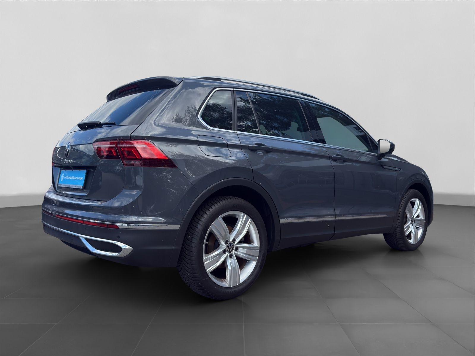 Volkswagen Tiguan 1.5 TSI DSG ELEGANCE LM19 NAVI AHK STANDH foto 3