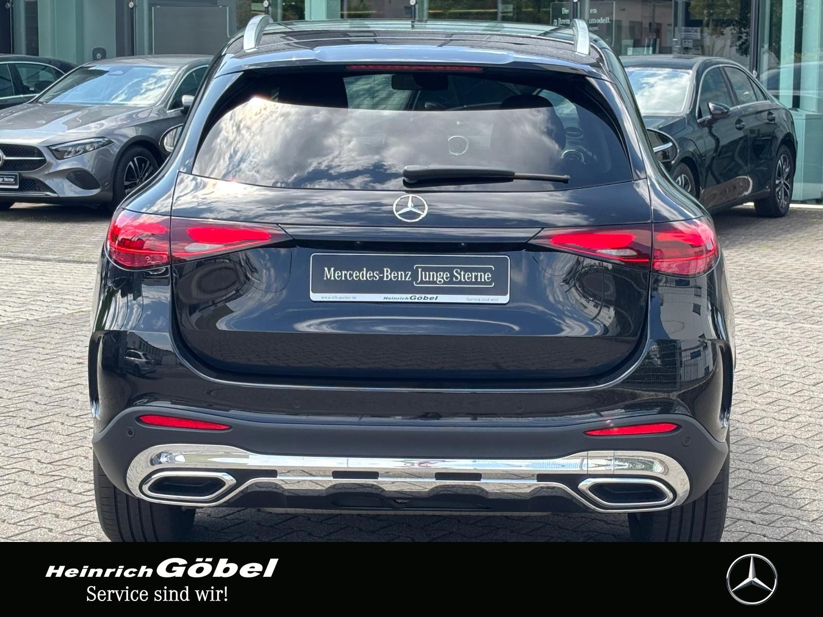 Fahrzeugabbildung Mercedes-Benz GLC 300 4M AMG*PANO*AHK*360°KAMERA*MEMORY*