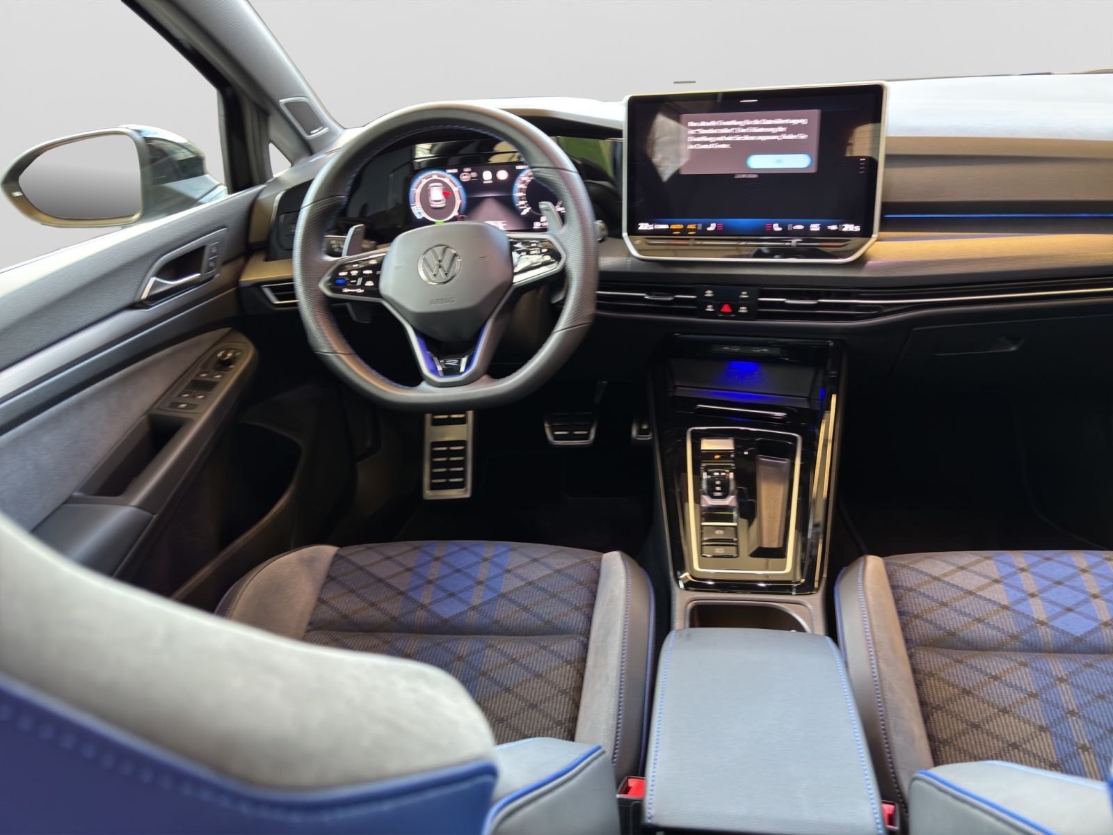 Volkswagen Golf VIII R Pano BlackStyle Harman Head-UP foto 23