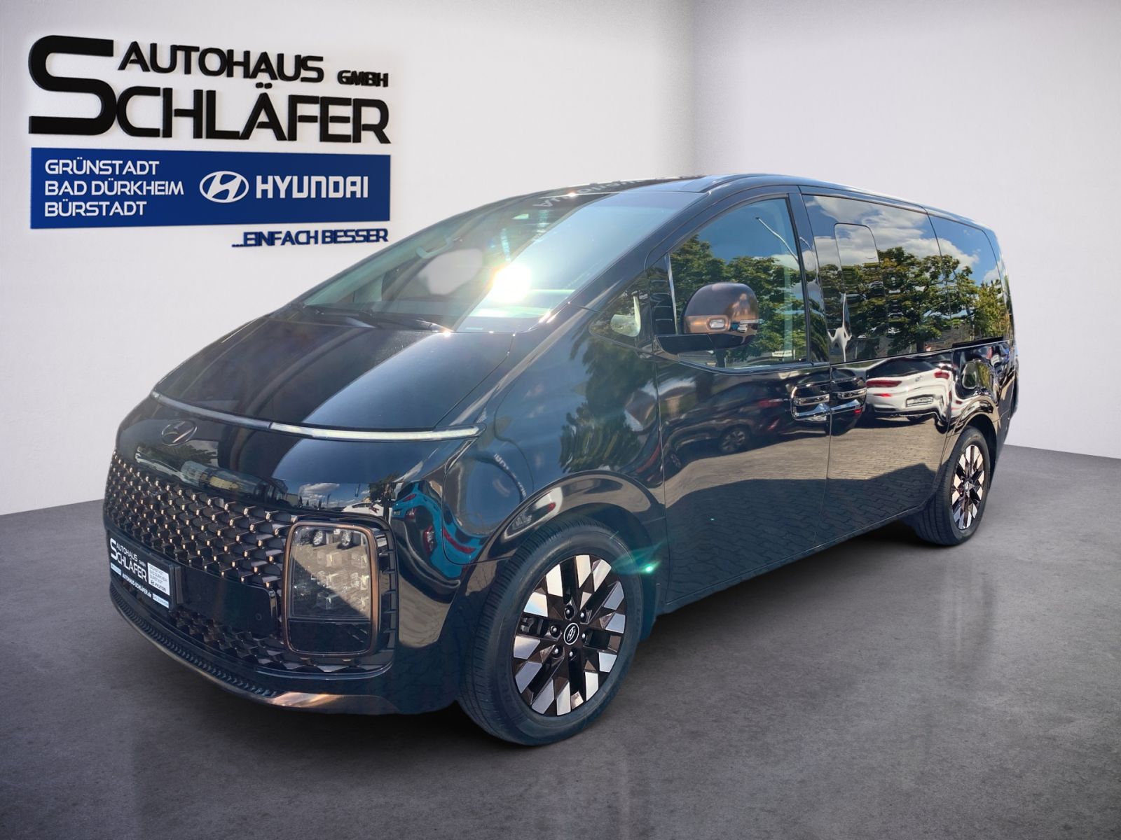 Fahrzeugabbildung Hyundai STARIA 2.2 CRDi Signature 4WD Panorama