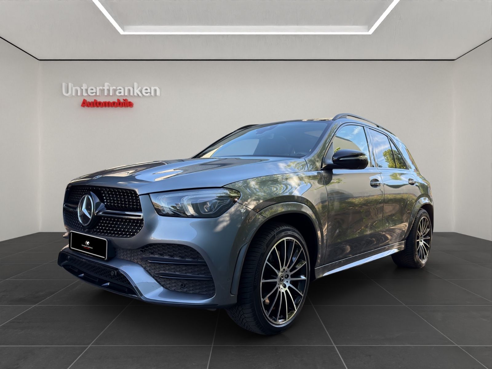 MERCEDES-BENZ GLE 350d 4Matic AMG LINE-AHK-PANO-360°-DISTRONIC