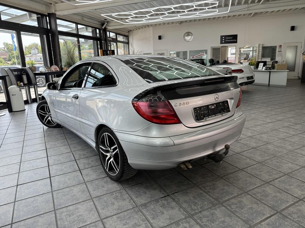 Mercedes-Benz CLC 220 CDI DPF Sportcoupe, Klima, Sitzh., AHK
