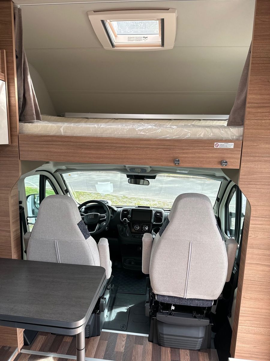 Fahrzeugabbildung Weinsberg CaraHome 550 MG AHK Lithium Abstandstempomat