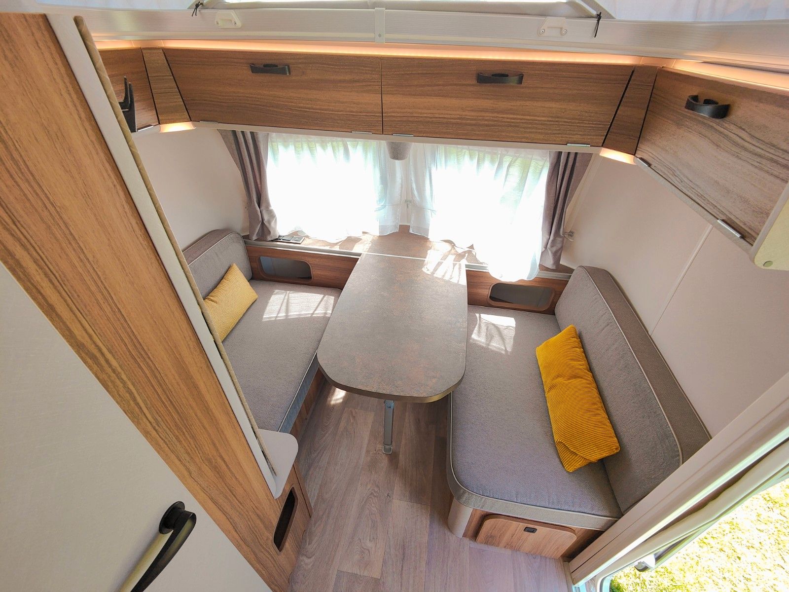 Fahrzeugabbildung HYMER / ERIBA / HYMERCAR TOURING 530 LEGEND URBAN 2025