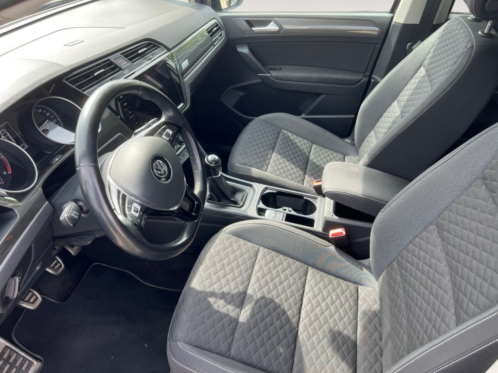 Fahrzeugabbildung Volkswagen Touran 1.6 TDI SCR (BlueMotion Technology) Comfo