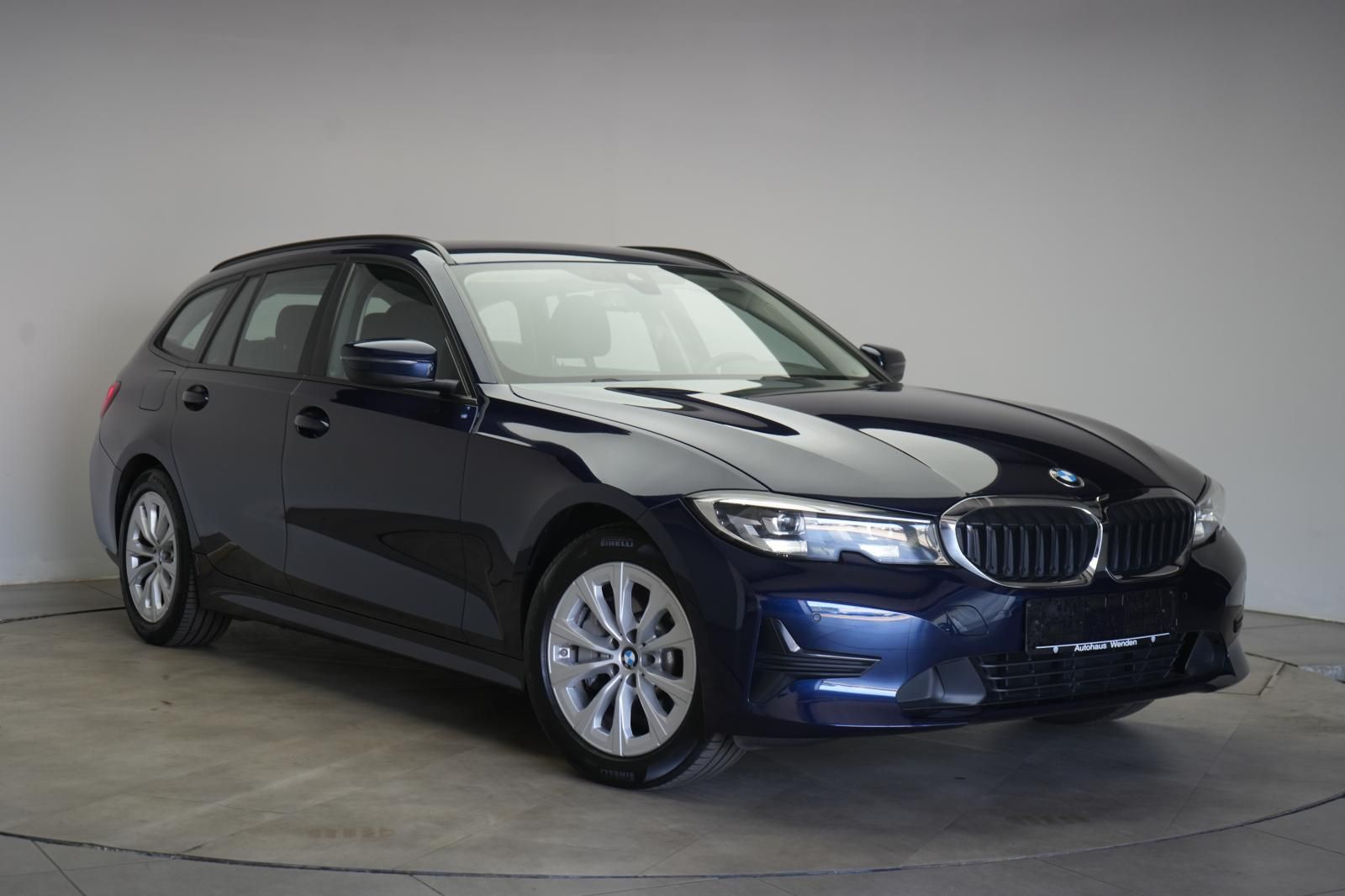 BMW 330 - 1