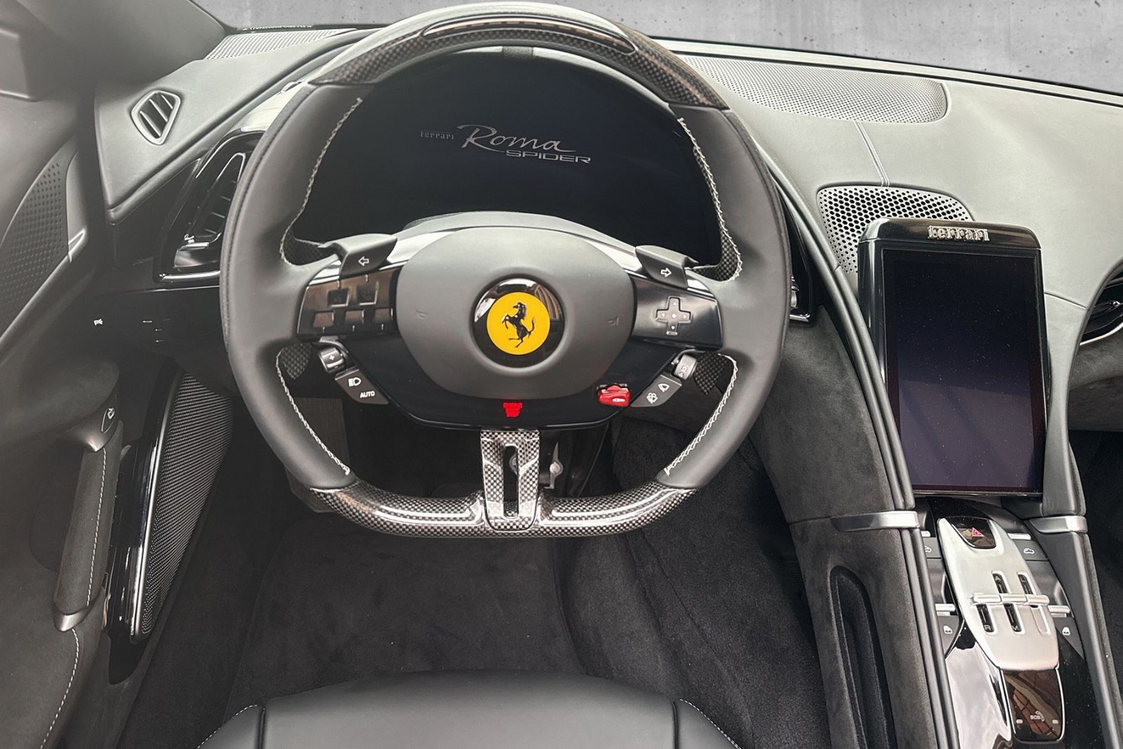 Fahrzeugabbildung Ferrari Roma Spider*Full Carbon*Painted Shields*Daytona