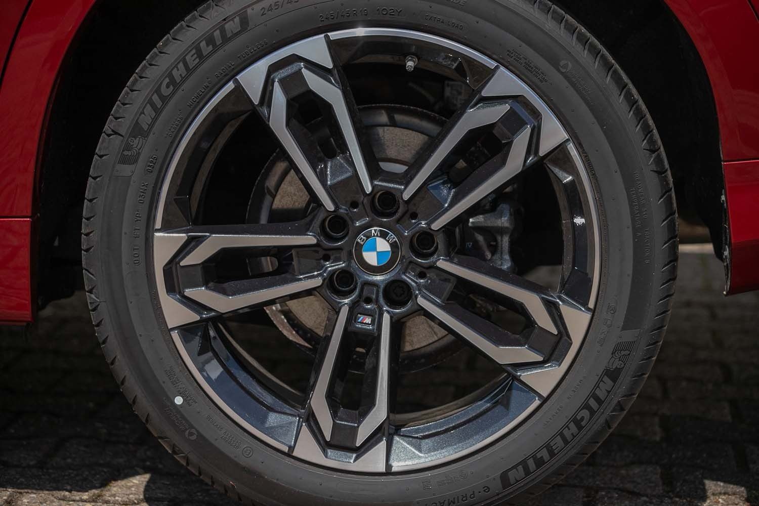 BMW X2 sDrive20i M Sportpaket Navi adLED RfKam Klima foto 6