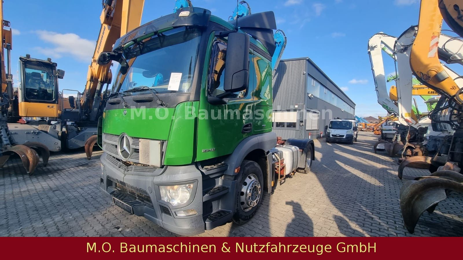 Fahrzeugabbildung Mercedes-Benz Actros 1843 / AC / 4x2/AD Blue / Kipphydraulik