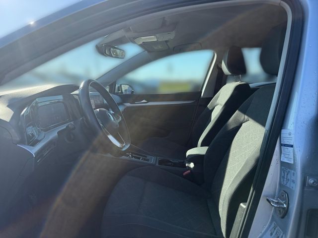 Golf Variant 8 VIII Life eTSI AHK Navi ACC