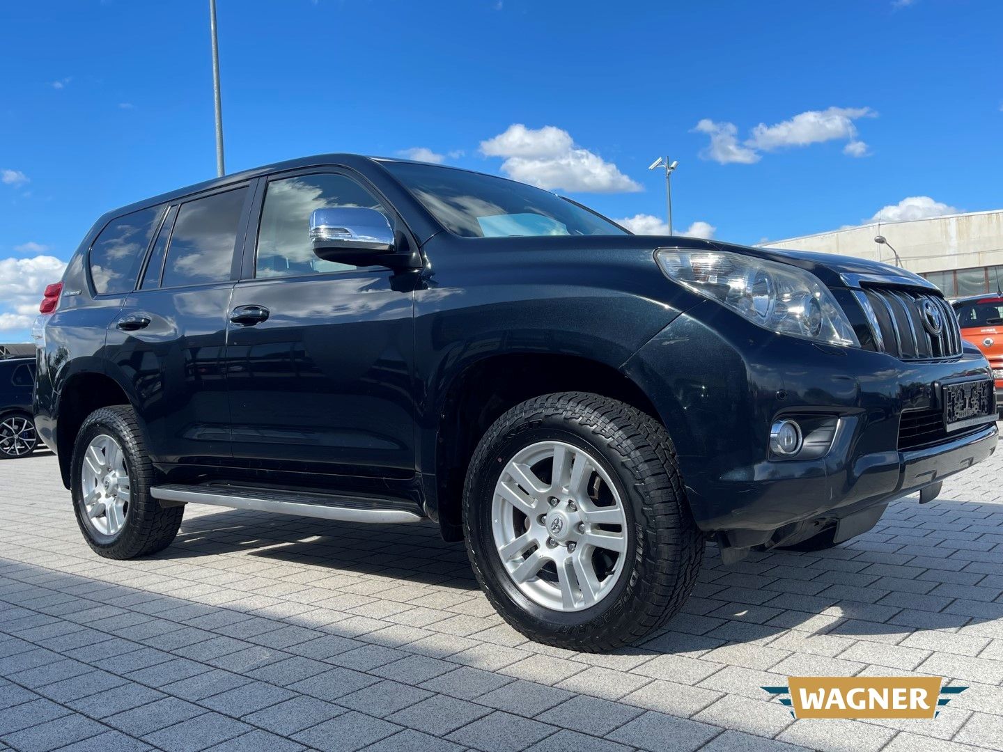 Fahrzeugabbildung Toyota Land Cruiser Life 3.0 D-4D Automatik Sitzheizung