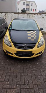 Opel Corsa 1.4 Twinport ECOTEC Color Race  - Opel Corsa: Color Race