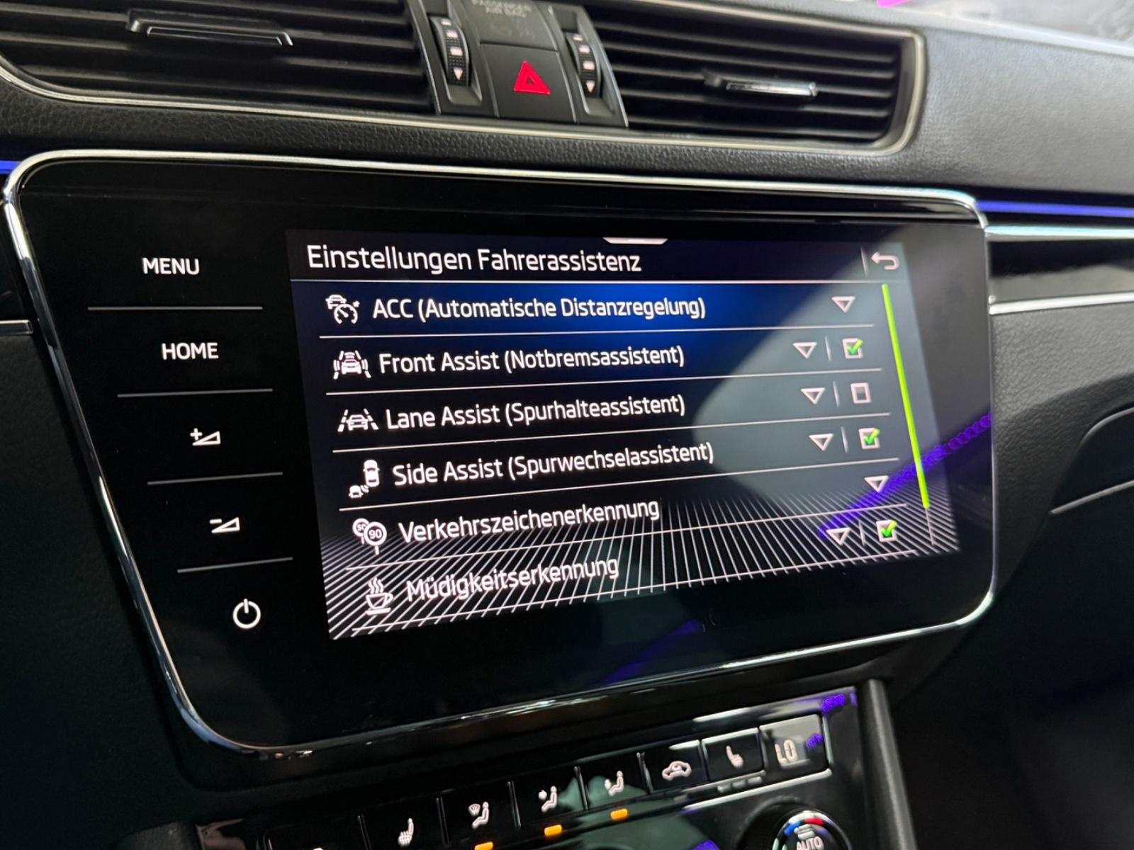 Skoda Superb Combi L&K 2.0 TDI MATRIX*LEDER*CANTON*ACC