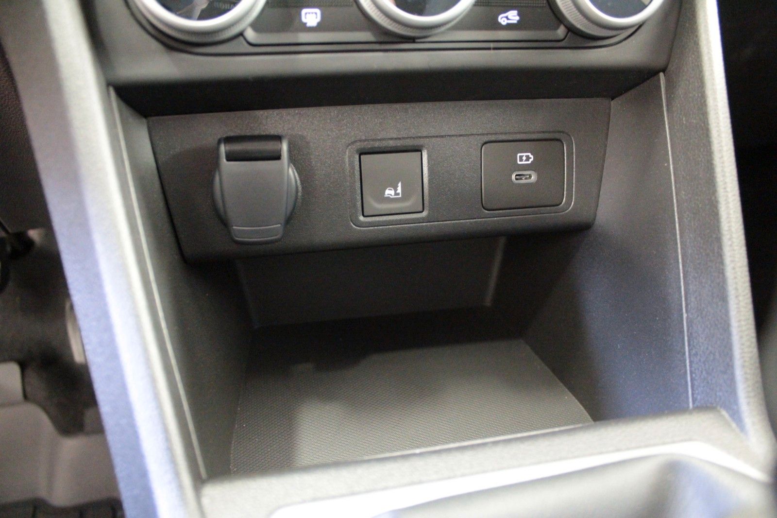 Fahrzeugabbildung Dacia Jogger Eco-G 100 Extreme+ 5-Sitzer *15166*
