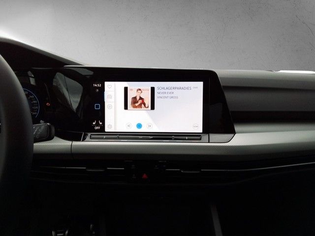 Fahrzeugabbildung Volkswagen Golf VIII Move Climatronic Kamera LED SH