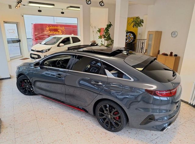 Kia ProCeed DCT GT Schiebedach Navi Kamera LED 8xAlu